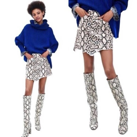 ZARA Snake Print Denim Mini Skirt Sz  Medium Asymmetrical Hem - Picture 3 of 8